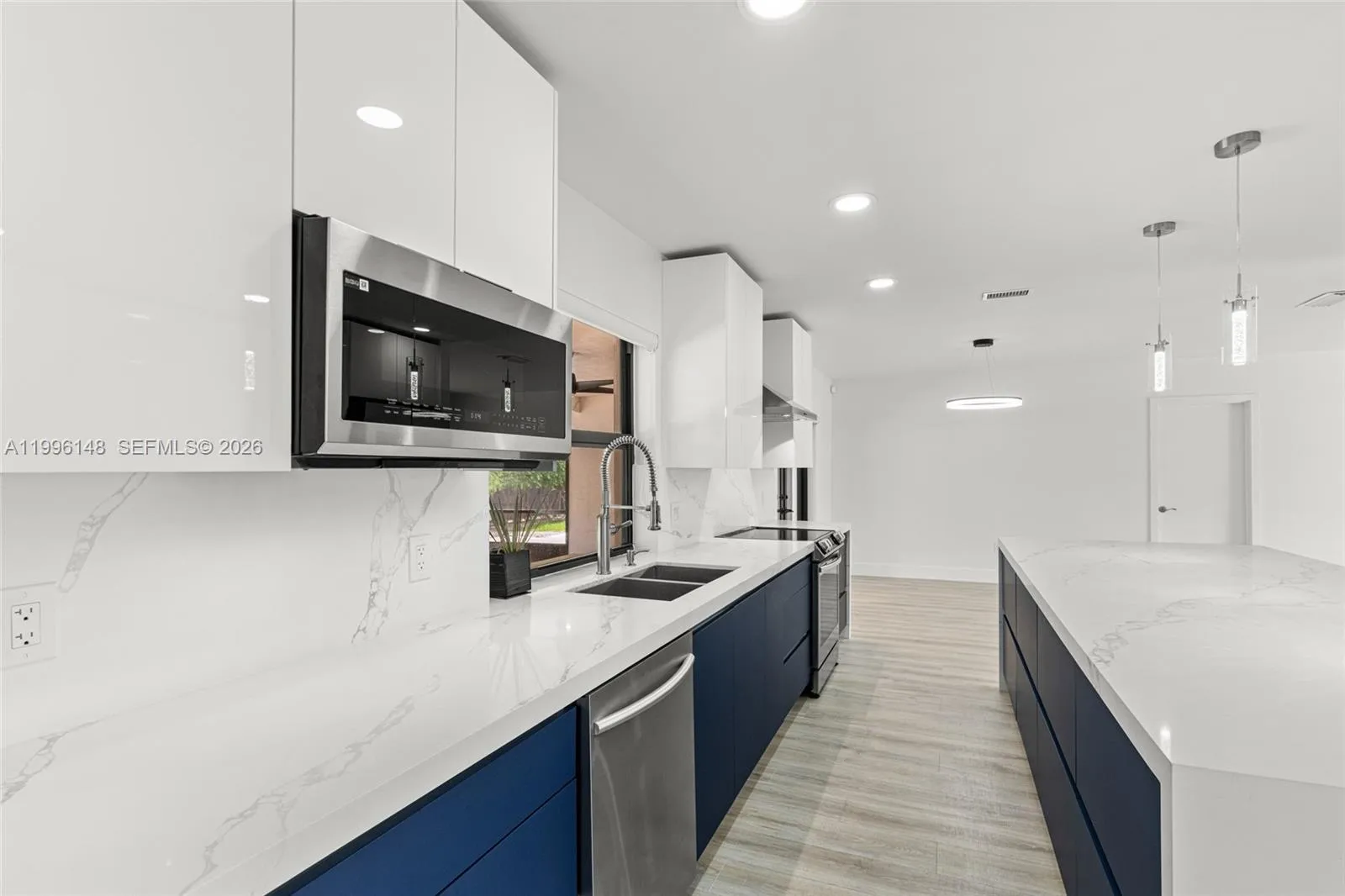 10625 Sw 79th Pl, Miami, Florida 33156, Miami, Florida 33156, 3 Bedrooms Bedrooms, ,2 BathroomsBathrooms,Residential,For Sale,10625 Sw 79th Pl, Miami, Florida 33156,A11996148