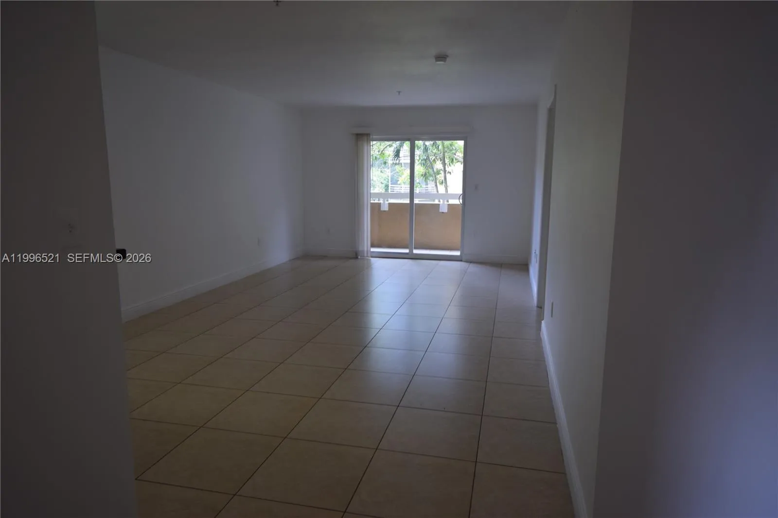 4147 Stirling Rd 407, Dania Beach, Florida 33314, Dania Beach, Florida 33314, 2 Bedrooms Bedrooms, ,2 BathroomsBathrooms,Residential Lease,For Rent,4147 Stirling Rd 407, Dania Beach, Florida 33314,A11996521