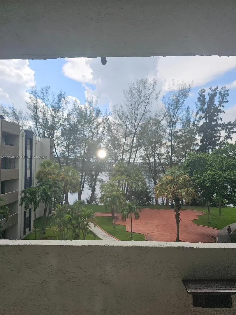 10000 Nw 80th Ct 2415, Hialeah Gardens, Florida 33, Hialeah Gardens, Florida 33016, 2 Bedrooms Bedrooms, ,2 BathroomsBathrooms,Residential Lease,For Rent,10000 Nw 80th Ct 2415, Hialeah Gardens, Florida 33,A11994039