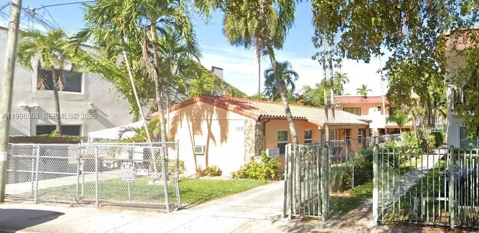 1051 Sw 3rd St 3, Miami, Florida 33130, Miami, Florida 33130, 1 Bedroom Bedrooms, ,1 BathroomBathrooms,Residential Lease,For Rent,1051 Sw 3rd St 3, Miami, Florida 33130,A11996553