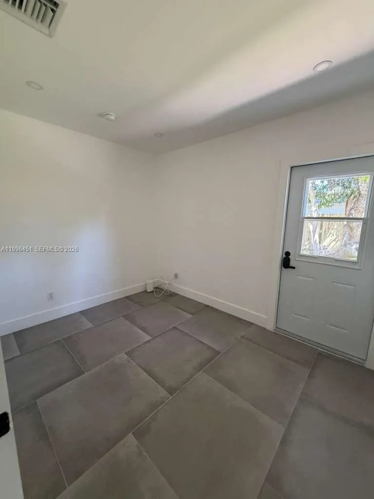 14240 S Biscayne River Rd 2, Miami, Florida 33161, Miami, Florida 33161, 3 Bedrooms Bedrooms, ,2 BathroomsBathrooms,Residential Lease,For Rent,14240 S Biscayne River Rd 2, Miami, Florida 33161,A11996451