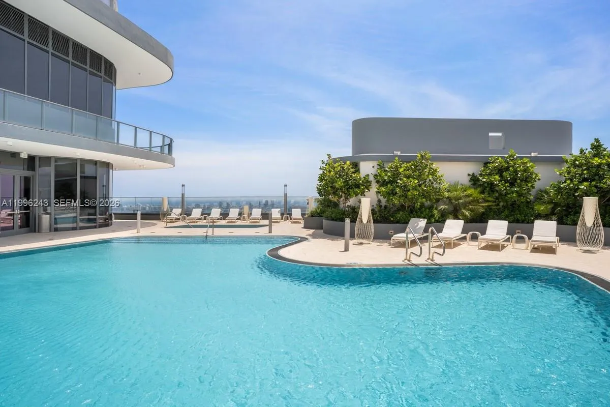 1000 Brickell Plaza 2701, Miami, Florida 33131, Miami, Florida 33131, 2 Bedrooms Bedrooms, ,2 BathroomsBathrooms,Residential Lease,For Rent,1000 Brickell Plaza 2701, Miami, Florida 33131,A11996243