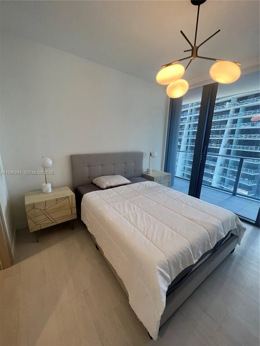 1000 Brickell Plaza 2701, Miami, Florida 33131, Miami, Florida 33131, 2 Bedrooms Bedrooms, ,2 BathroomsBathrooms,Residential Lease,For Rent,1000 Brickell Plaza 2701, Miami, Florida 33131,A11996243
