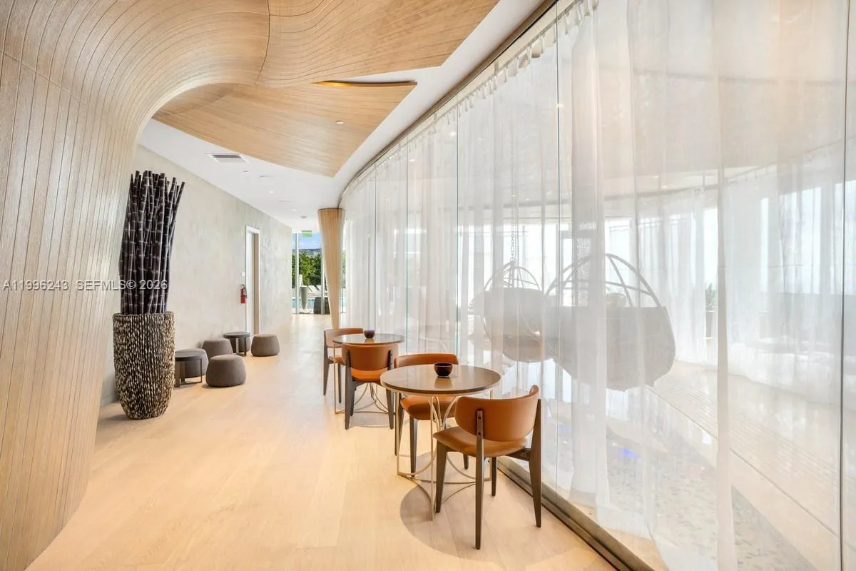 1000 Brickell Plaza 2701, Miami, Florida 33131, Miami, Florida 33131, 2 Bedrooms Bedrooms, ,2 BathroomsBathrooms,Residential Lease,For Rent,1000 Brickell Plaza 2701, Miami, Florida 33131,A11996243