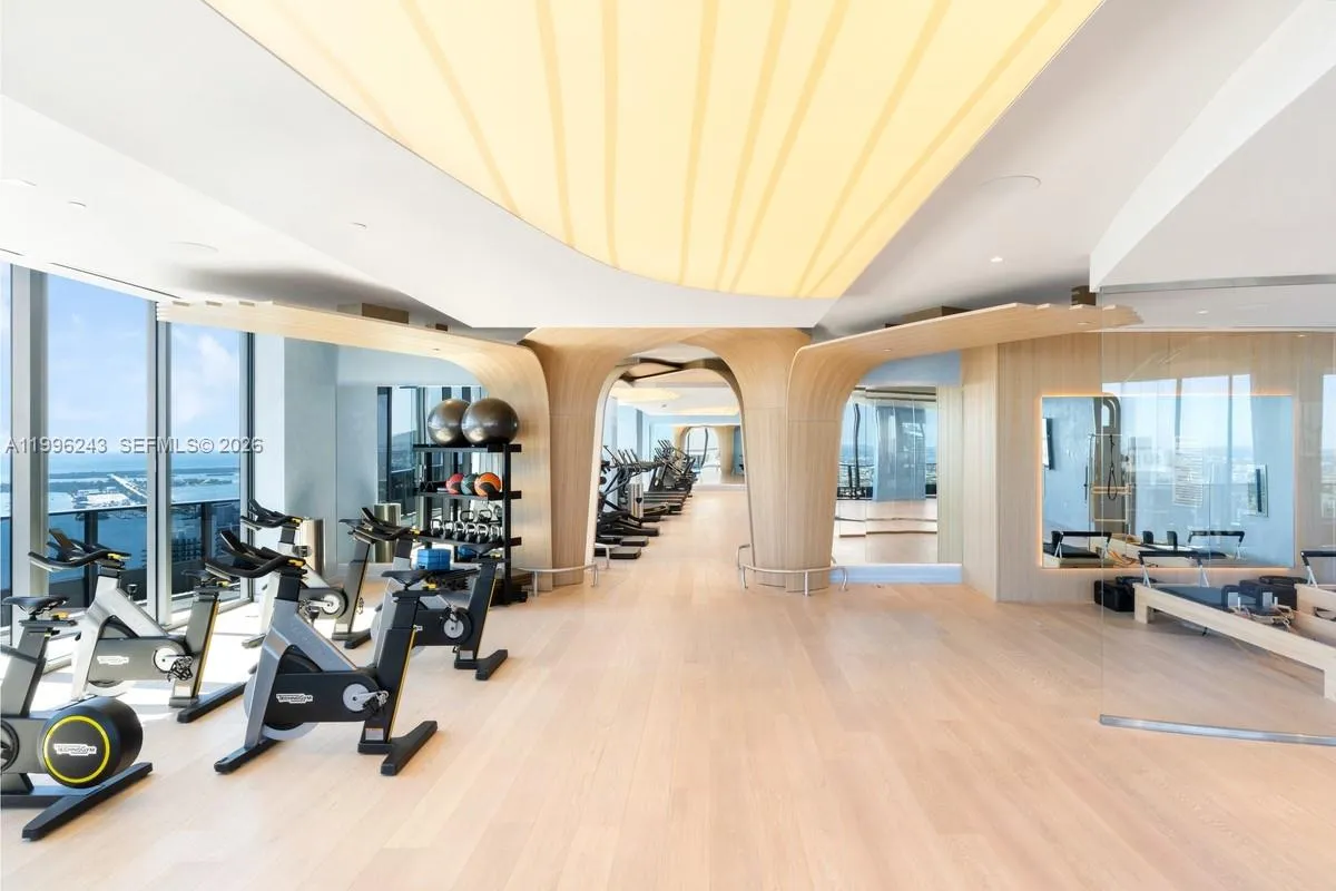 1000 Brickell Plaza 2701, Miami, Florida 33131, Miami, Florida 33131, 2 Bedrooms Bedrooms, ,2 BathroomsBathrooms,Residential Lease,For Rent,1000 Brickell Plaza 2701, Miami, Florida 33131,A11996243