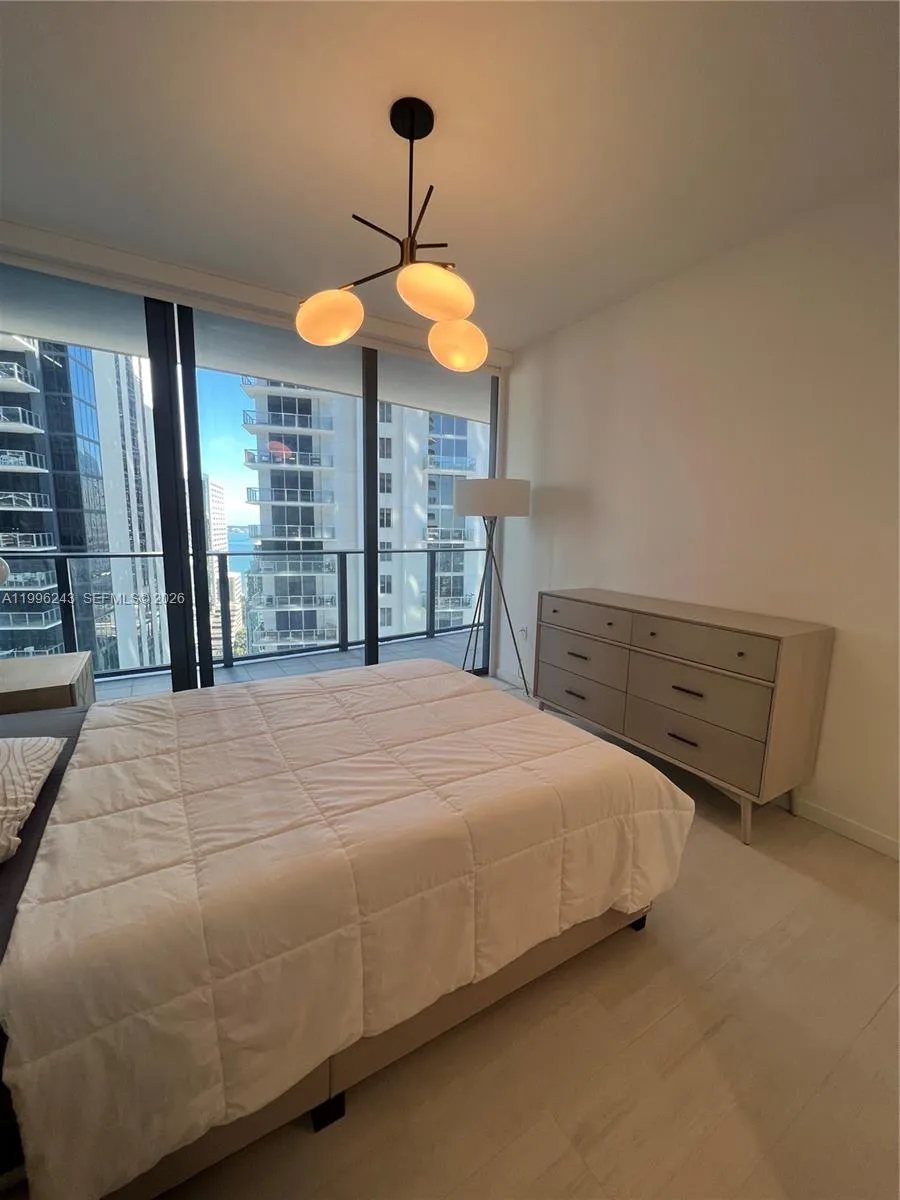 1000 Brickell Plaza 2701, Miami, Florida 33131, Miami, Florida 33131, 2 Bedrooms Bedrooms, ,2 BathroomsBathrooms,Residential Lease,For Rent,1000 Brickell Plaza 2701, Miami, Florida 33131,A11996243