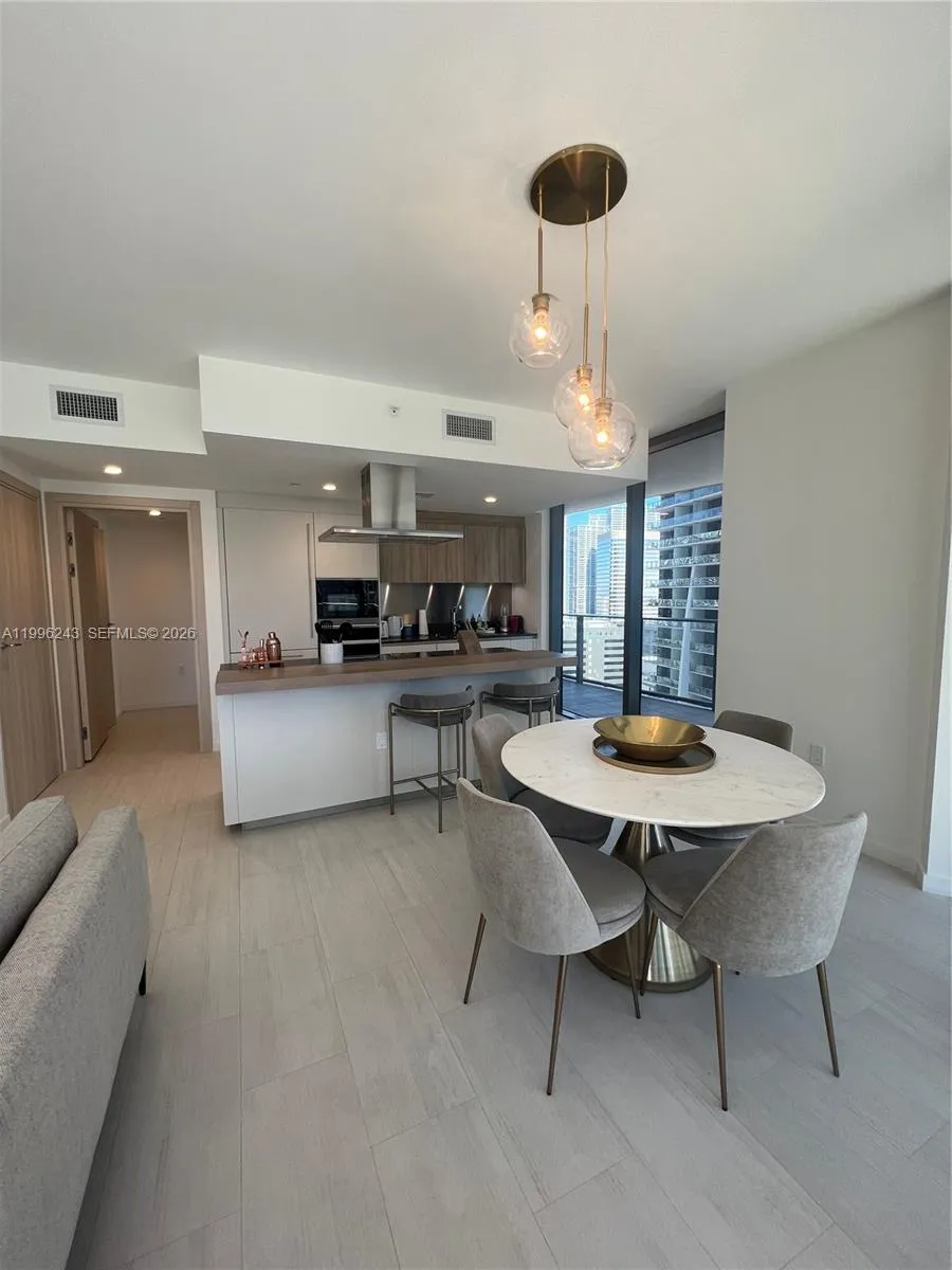1000 Brickell Plaza 2701, Miami, Florida 33131, Miami, Florida 33131, 2 Bedrooms Bedrooms, ,2 BathroomsBathrooms,Residential Lease,For Rent,1000 Brickell Plaza 2701, Miami, Florida 33131,A11996243