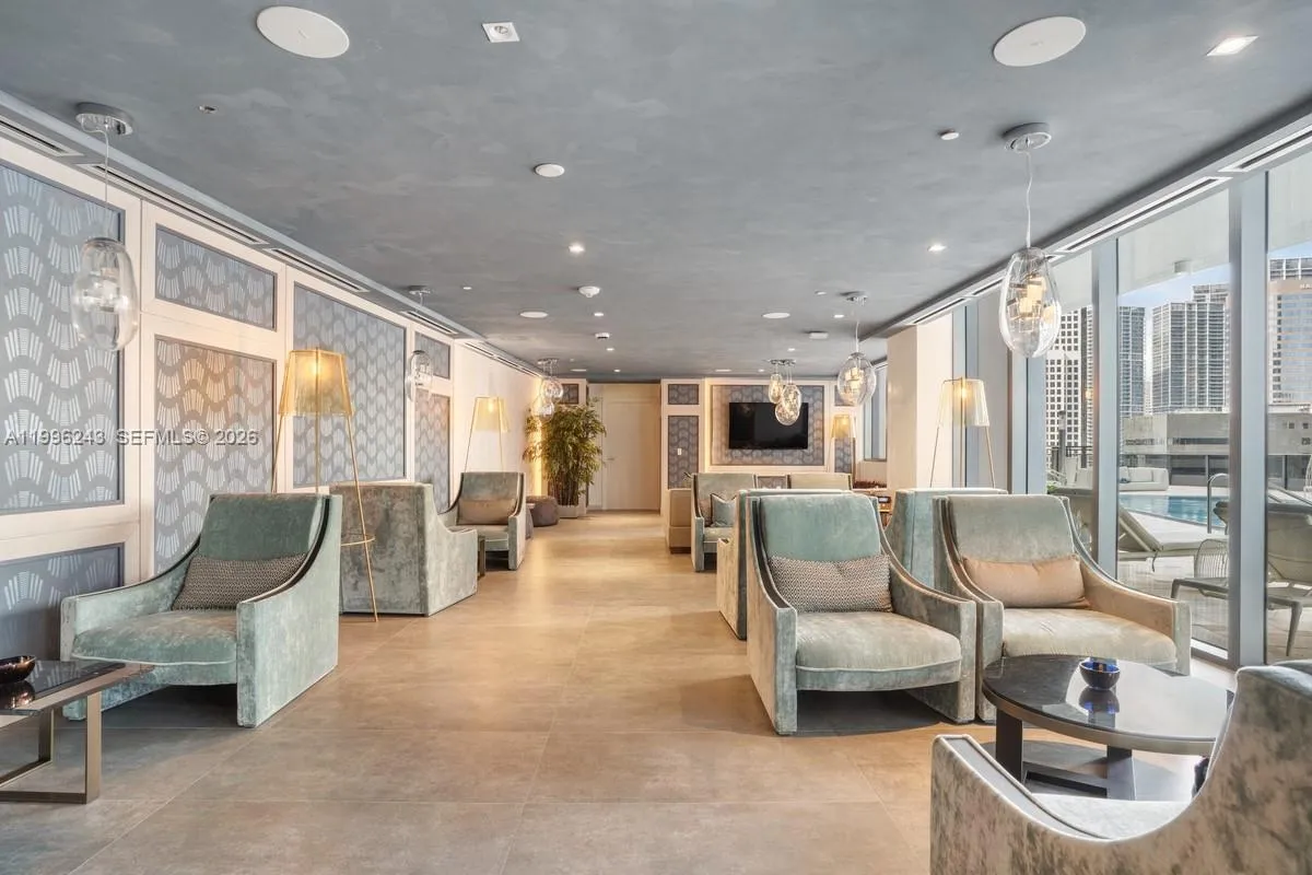 1000 Brickell Plaza 2701, Miami, Florida 33131, Miami, Florida 33131, 2 Bedrooms Bedrooms, ,2 BathroomsBathrooms,Residential Lease,For Rent,1000 Brickell Plaza 2701, Miami, Florida 33131,A11996243