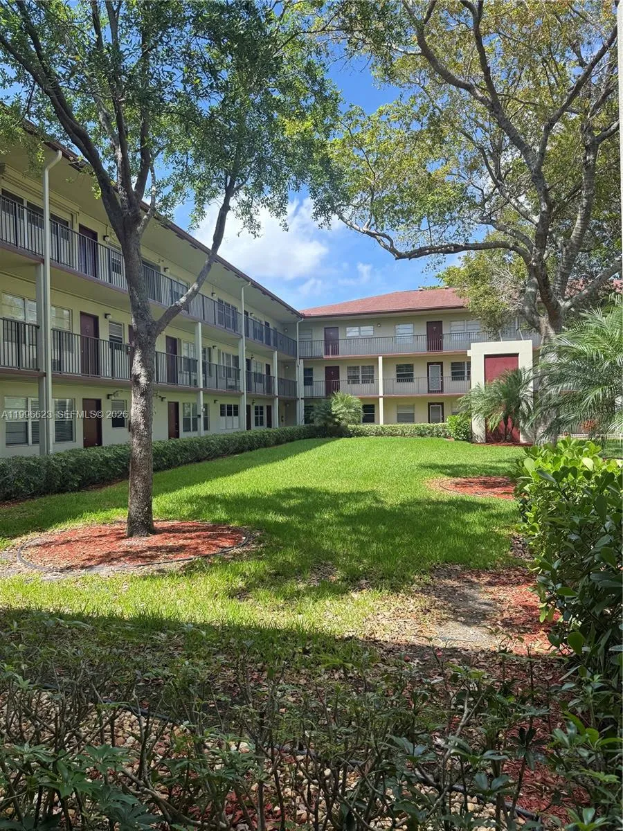 150 Sw 134th Way 103r, Pembroke Pines, Florida 330, Pembroke Pines, Florida 33027, 2 Bedrooms Bedrooms, ,1 BathroomBathrooms,Residential,For Sale,150 Sw 134th Way 103r, Pembroke Pines, Florida 330,A11996623