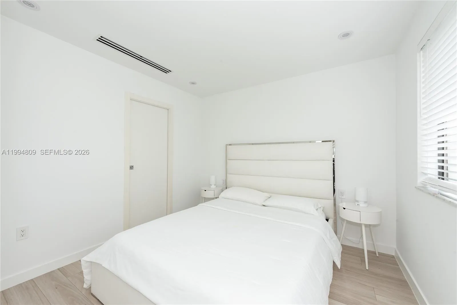 255 Galen Dr 2i, Key Biscayne, Florida 33149, Key Biscayne, Florida 33149, 2 Bedrooms Bedrooms, ,2 BathroomsBathrooms,Residential Lease,For Rent,255 Galen Dr 2i, Key Biscayne, Florida 33149,A11994809