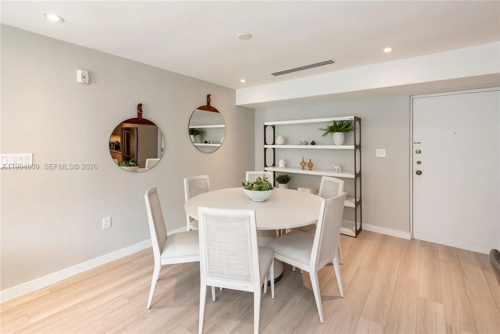 255 Galen Dr 2i, Key Biscayne, Florida 33149, Key Biscayne, Florida 33149, 2 Bedrooms Bedrooms, ,2 BathroomsBathrooms,Residential Lease,For Rent,255 Galen Dr 2i, Key Biscayne, Florida 33149,A11994809