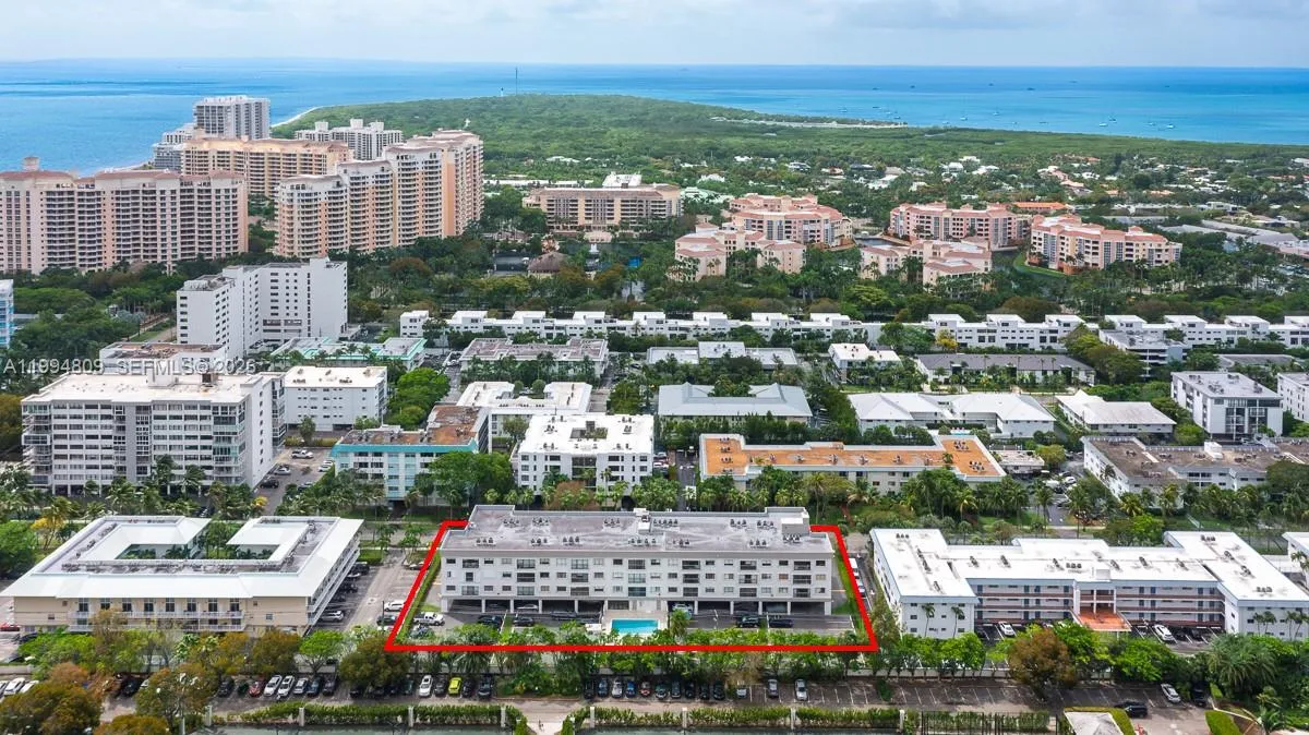 255 Galen Dr 2i, Key Biscayne, Florida 33149, Key Biscayne, Florida 33149, 2 Bedrooms Bedrooms, ,2 BathroomsBathrooms,Residential Lease,For Rent,255 Galen Dr 2i, Key Biscayne, Florida 33149,A11994809