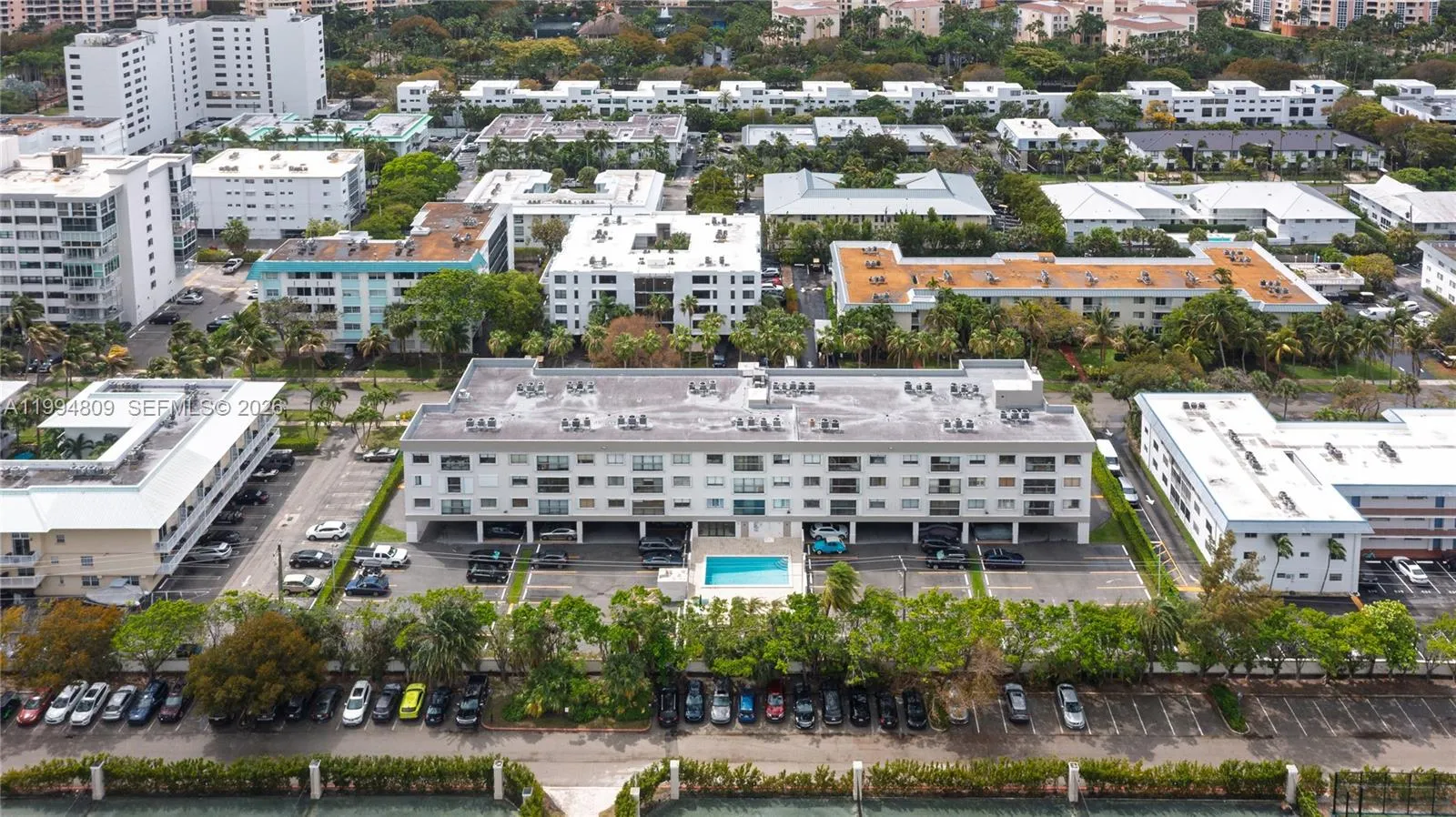 255 Galen Dr 2i, Key Biscayne, Florida 33149, Key Biscayne, Florida 33149, 2 Bedrooms Bedrooms, ,2 BathroomsBathrooms,Residential Lease,For Rent,255 Galen Dr 2i, Key Biscayne, Florida 33149,A11994809