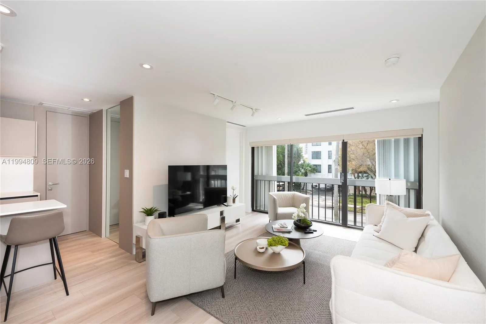 255 Galen Dr 2i, Key Biscayne, Florida 33149, Key Biscayne, Florida 33149, 2 Bedrooms Bedrooms, ,2 BathroomsBathrooms,Residential Lease,For Rent,255 Galen Dr 2i, Key Biscayne, Florida 33149,A11994809