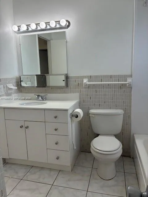 348 S Federal Hwy 11, Dania Beach, Florida 33004, Dania Beach, Florida 33004, 1 Bedroom Bedrooms, ,1 BathroomBathrooms,Residential Lease,For Rent,348 S Federal Hwy 11, Dania Beach, Florida 33004,A11996614