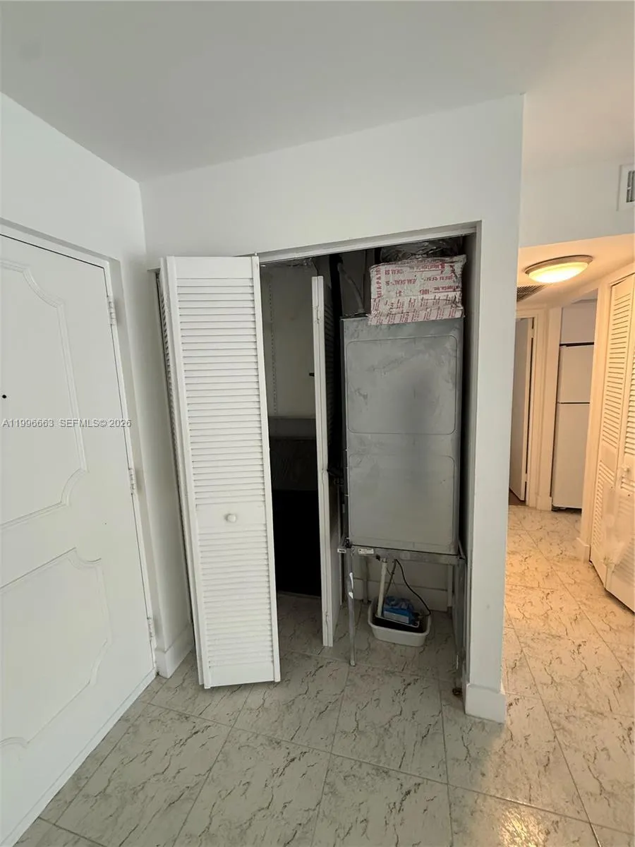 17560 Atlantic Blvd 302, Sunny Isles Beach, Florid, Sunny Isles Beach, Florida 33160, 1 Bedroom Bedrooms, ,1 BathroomBathrooms,Residential Lease,For Rent,17560 Atlantic Blvd 302, Sunny Isles Beach, Florid,A11996663
