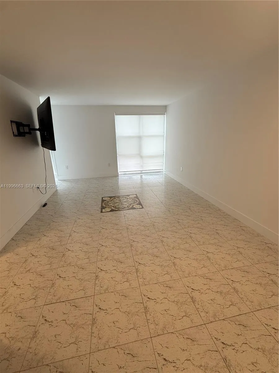 17560 Atlantic Blvd 302, Sunny Isles Beach, Florid, Sunny Isles Beach, Florida 33160, 1 Bedroom Bedrooms, ,1 BathroomBathrooms,Residential Lease,For Rent,17560 Atlantic Blvd 302, Sunny Isles Beach, Florid,A11996663