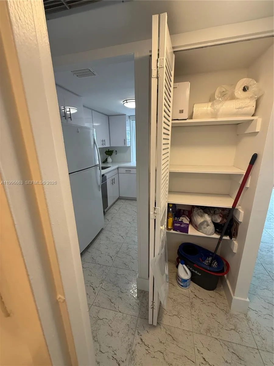 17560 Atlantic Blvd 302, Sunny Isles Beach, Florid, Sunny Isles Beach, Florida 33160, 1 Bedroom Bedrooms, ,1 BathroomBathrooms,Residential Lease,For Rent,17560 Atlantic Blvd 302, Sunny Isles Beach, Florid,A11996663