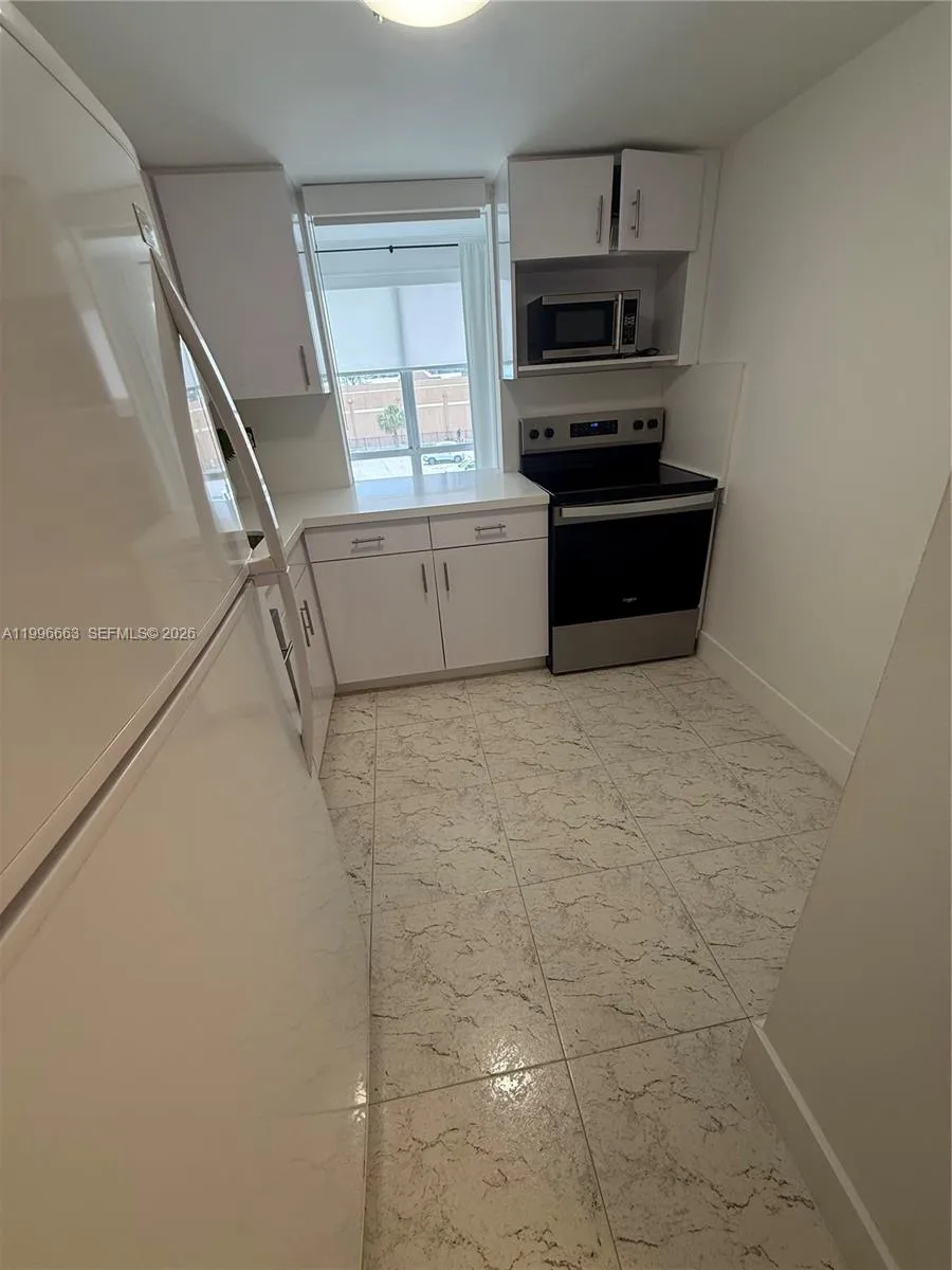17560 Atlantic Blvd 302, Sunny Isles Beach, Florid, Sunny Isles Beach, Florida 33160, 1 Bedroom Bedrooms, ,1 BathroomBathrooms,Residential Lease,For Rent,17560 Atlantic Blvd 302, Sunny Isles Beach, Florid,A11996663
