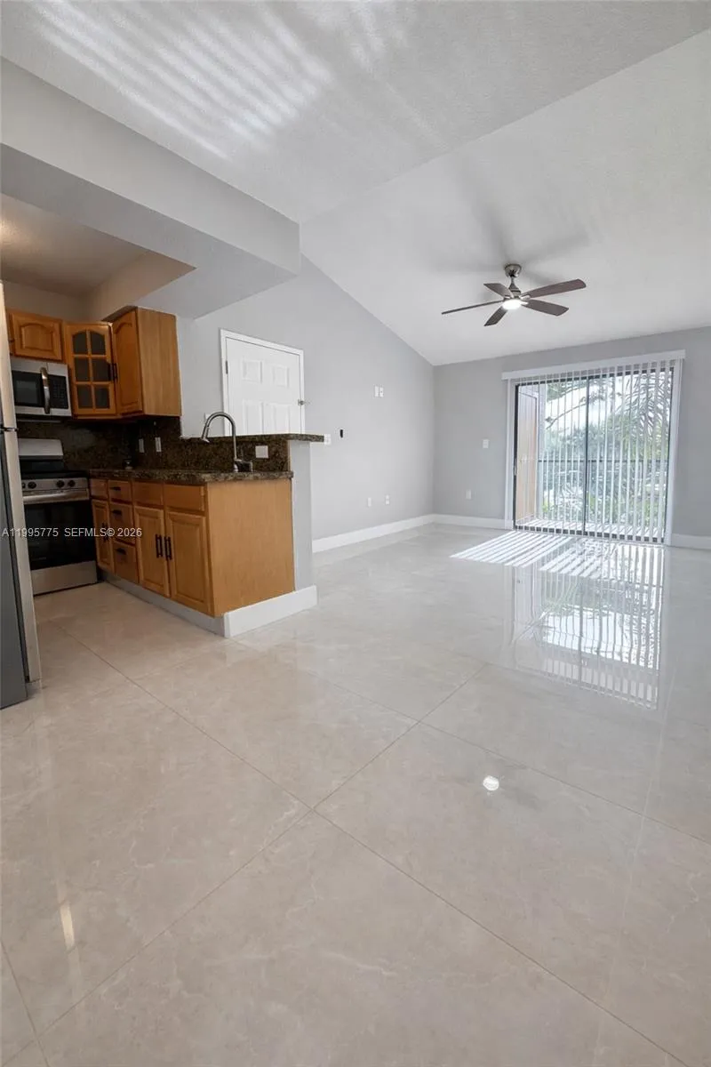 10581 Sw 155th Ct 1222, Miami, Florida 33196, Miami, Florida 33196, 1 Bedroom Bedrooms, ,1 BathroomBathrooms,Residential Lease,For Rent,10581 Sw 155th Ct 1222, Miami, Florida 33196,A11995775