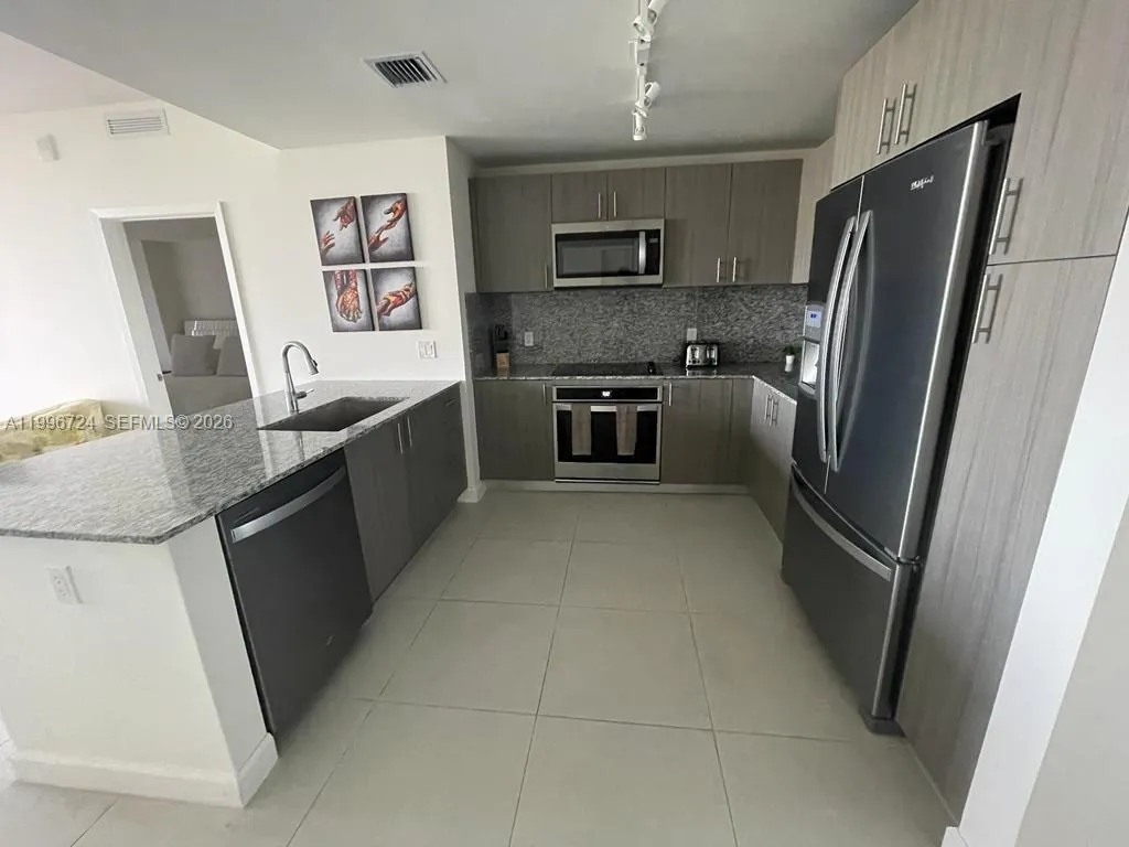 5350 Nw 84th Ave 511, Doral, Florida 33166, Doral, Florida 33166, 1 Bedroom Bedrooms, ,1 BathroomBathrooms,Residential,For Sale,5350 Nw 84th Ave 511, Doral, Florida 33166,A11996724