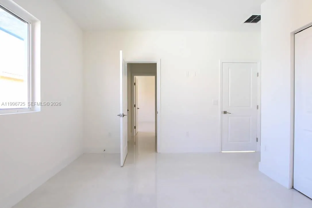 15631 Sw 11th Ter, Miami, Florida 33194, Miami, Florida 33194, 5 Bedrooms Bedrooms, ,4 BathroomsBathrooms,Residential Lease,For Rent,15631 Sw 11th Ter, Miami, Florida 33194,A11996725