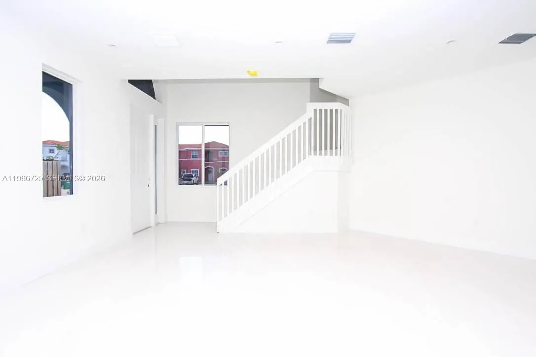 15631 Sw 11th Ter, Miami, Florida 33194, Miami, Florida 33194, 5 Bedrooms Bedrooms, ,4 BathroomsBathrooms,Residential Lease,For Rent,15631 Sw 11th Ter, Miami, Florida 33194,A11996725