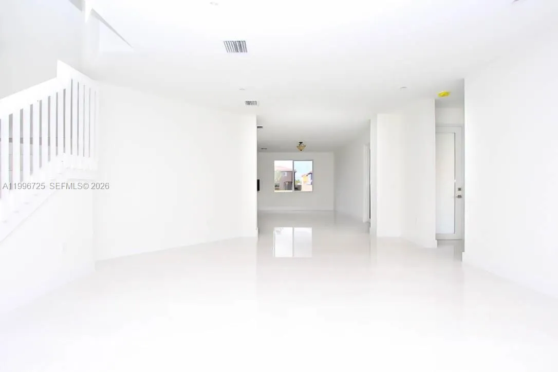 15631 Sw 11th Ter, Miami, Florida 33194, Miami, Florida 33194, 5 Bedrooms Bedrooms, ,4 BathroomsBathrooms,Residential Lease,For Rent,15631 Sw 11th Ter, Miami, Florida 33194,A11996725