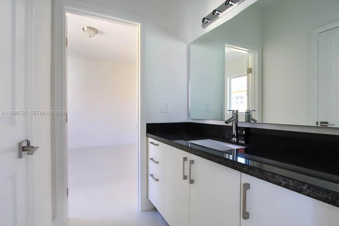 15631 Sw 11th Ter, Miami, Florida 33194, Miami, Florida 33194, 5 Bedrooms Bedrooms, ,4 BathroomsBathrooms,Residential Lease,For Rent,15631 Sw 11th Ter, Miami, Florida 33194,A11996725