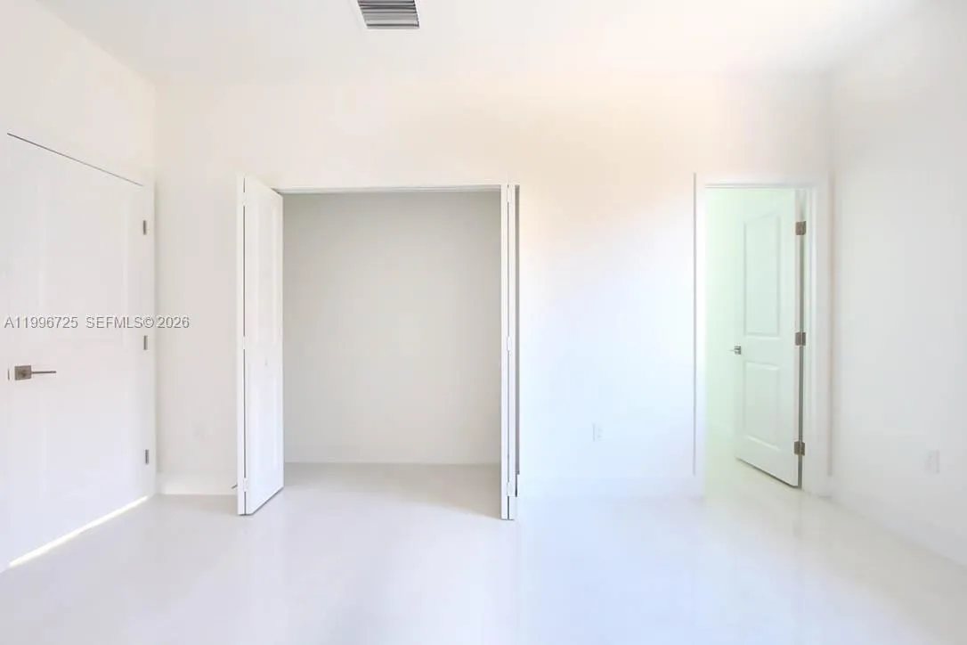 15631 Sw 11th Ter, Miami, Florida 33194, Miami, Florida 33194, 5 Bedrooms Bedrooms, ,4 BathroomsBathrooms,Residential Lease,For Rent,15631 Sw 11th Ter, Miami, Florida 33194,A11996725