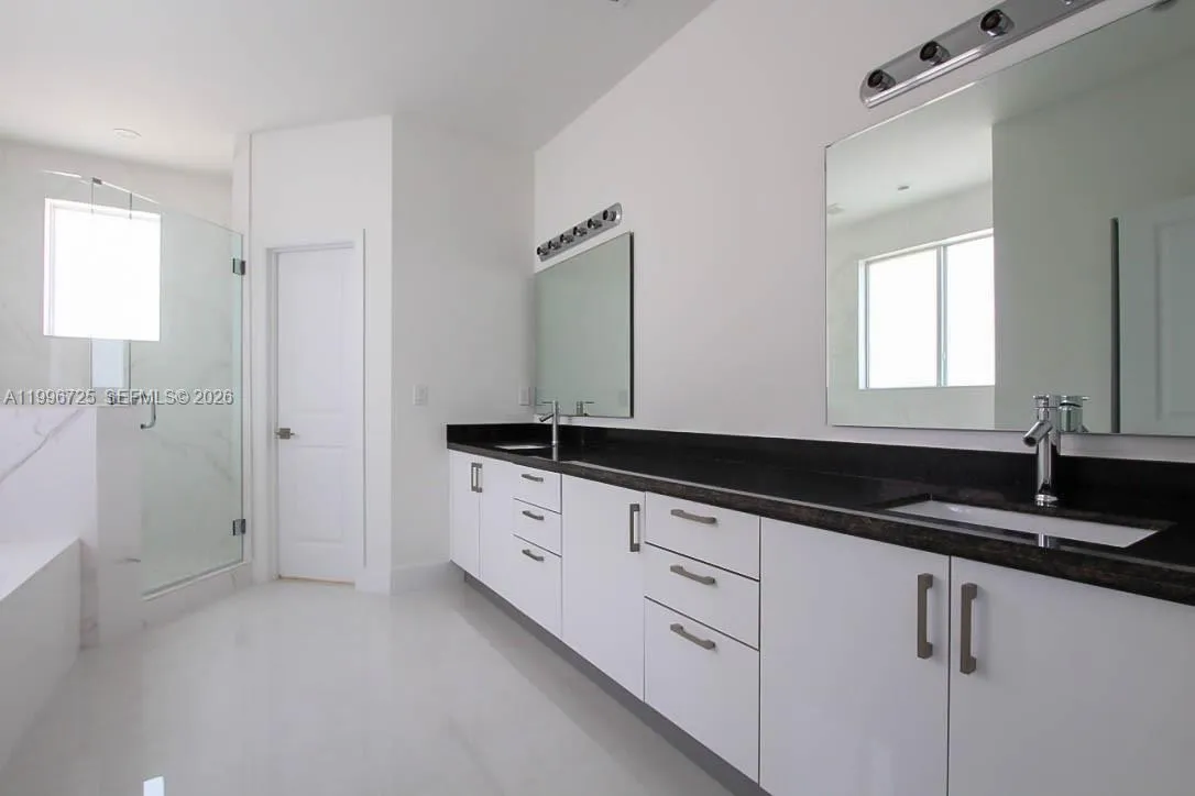 15631 Sw 11th Ter, Miami, Florida 33194, Miami, Florida 33194, 5 Bedrooms Bedrooms, ,4 BathroomsBathrooms,Residential Lease,For Rent,15631 Sw 11th Ter, Miami, Florida 33194,A11996725