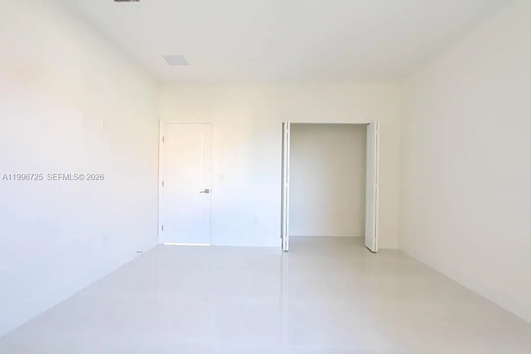 15631 Sw 11th Ter, Miami, Florida 33194, Miami, Florida 33194, 5 Bedrooms Bedrooms, ,4 BathroomsBathrooms,Residential Lease,For Rent,15631 Sw 11th Ter, Miami, Florida 33194,A11996725