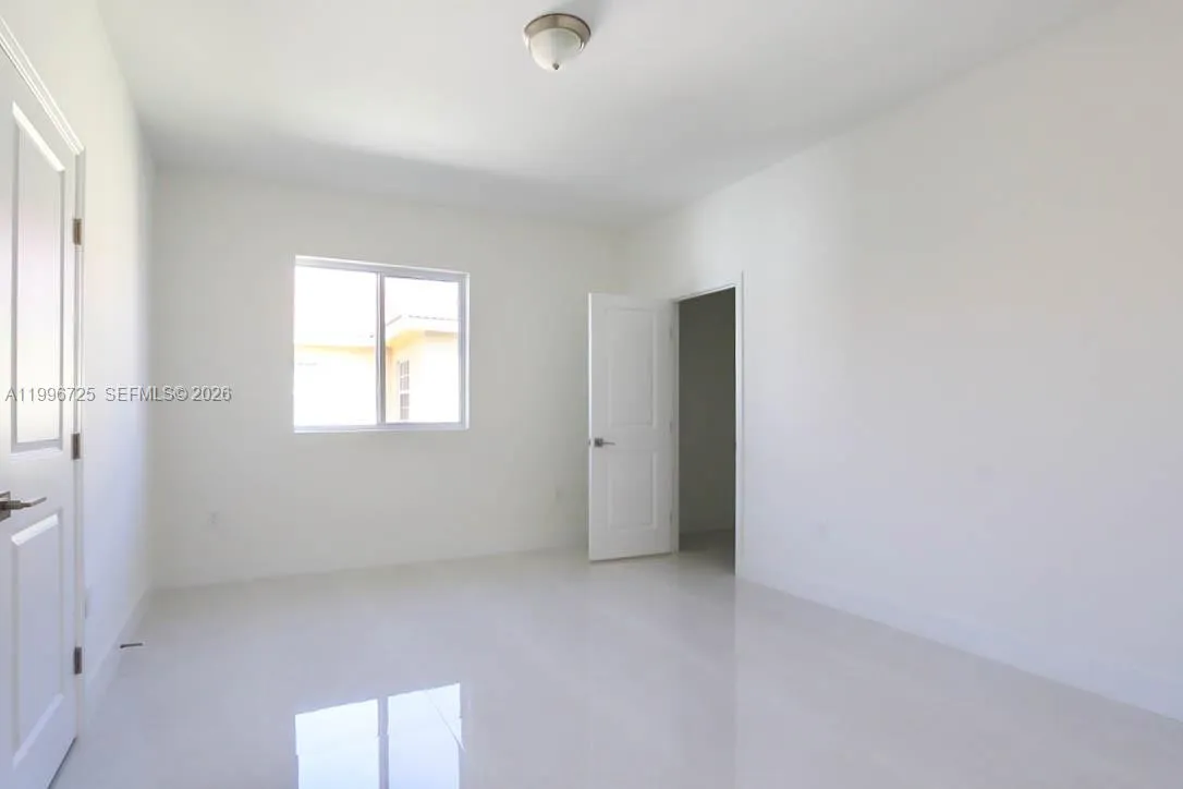 15631 Sw 11th Ter, Miami, Florida 33194, Miami, Florida 33194, 5 Bedrooms Bedrooms, ,4 BathroomsBathrooms,Residential Lease,For Rent,15631 Sw 11th Ter, Miami, Florida 33194,A11996725