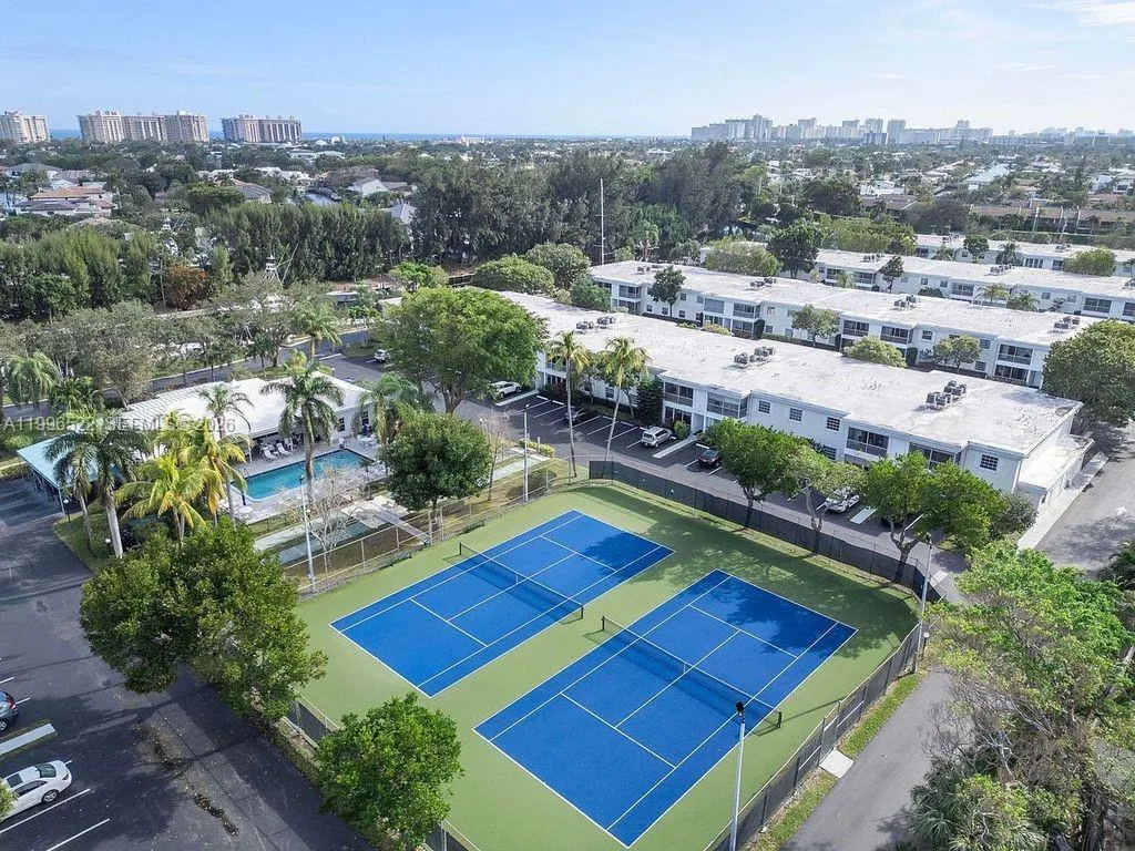 6259 Bay Club Dr 3, Fort Lauderdale, Florida 33308, Fort Lauderdale, Florida 33308, 2 Bedrooms Bedrooms, ,2 BathroomsBathrooms,Residential Lease,For Rent,6259 Bay Club Dr 3, Fort Lauderdale, Florida 33308,A11996522