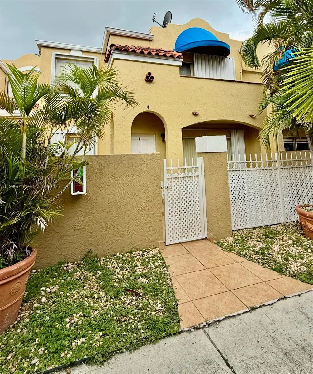 375 Nw 85 Pl 1904, Miami, Florida 33126, Miami, Florida 33126, 2 Bedrooms Bedrooms, ,2 BathroomsBathrooms,Residential Lease,For Rent,375 Nw 85 Pl 1904, Miami, Florida 33126,A11996745