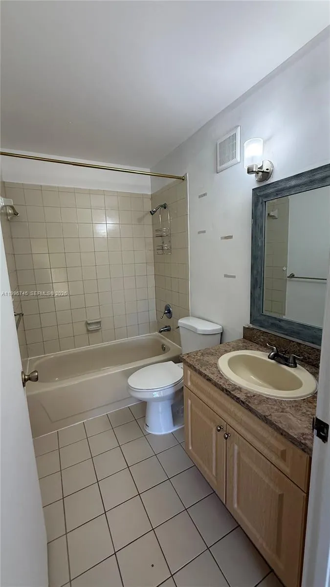 375 Nw 85 Pl 1904, Miami, Florida 33126, Miami, Florida 33126, 2 Bedrooms Bedrooms, ,2 BathroomsBathrooms,Residential Lease,For Rent,375 Nw 85 Pl 1904, Miami, Florida 33126,A11996745