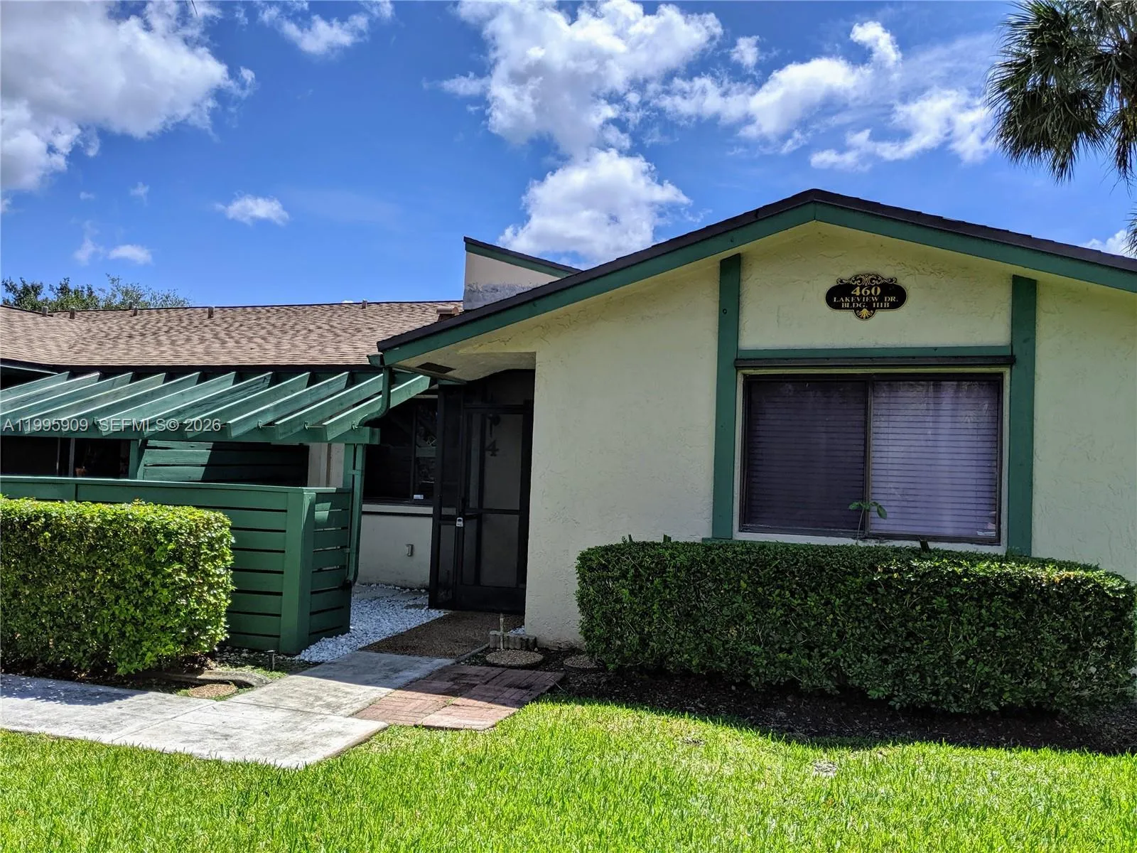 460 Lakeview Dr 4, Weston, Florida 33326, Weston, Florida 33326, 3 Bedrooms Bedrooms, ,2 BathroomsBathrooms,Residential Lease,For Rent,460 Lakeview Dr 4, Weston, Florida 33326,A11995909