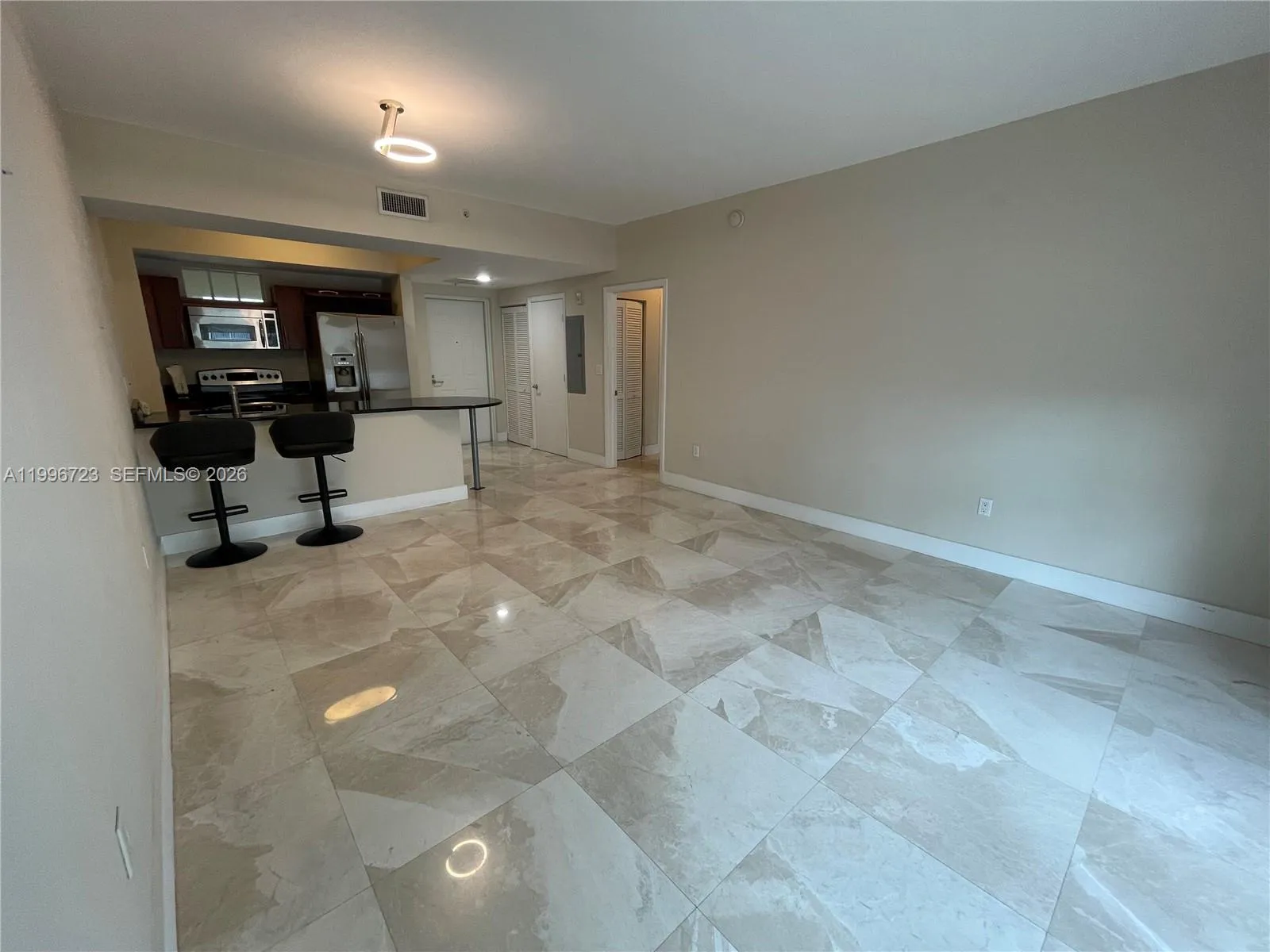 7290 Sw 90th St 307, Miami, Florida 33156, Miami, Florida 33156, 1 Bedroom Bedrooms, ,1 BathroomBathrooms,Residential Lease,For Rent,7290 Sw 90th St 307, Miami, Florida 33156,A11996723