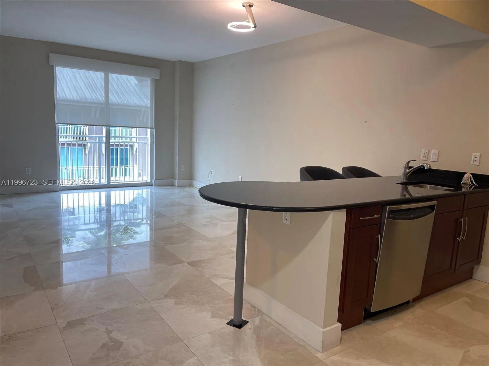 7290 Sw 90th St 307, Miami, Florida 33156, Miami, Florida 33156, 1 Bedroom Bedrooms, ,1 BathroomBathrooms,Residential Lease,For Rent,7290 Sw 90th St 307, Miami, Florida 33156,A11996723