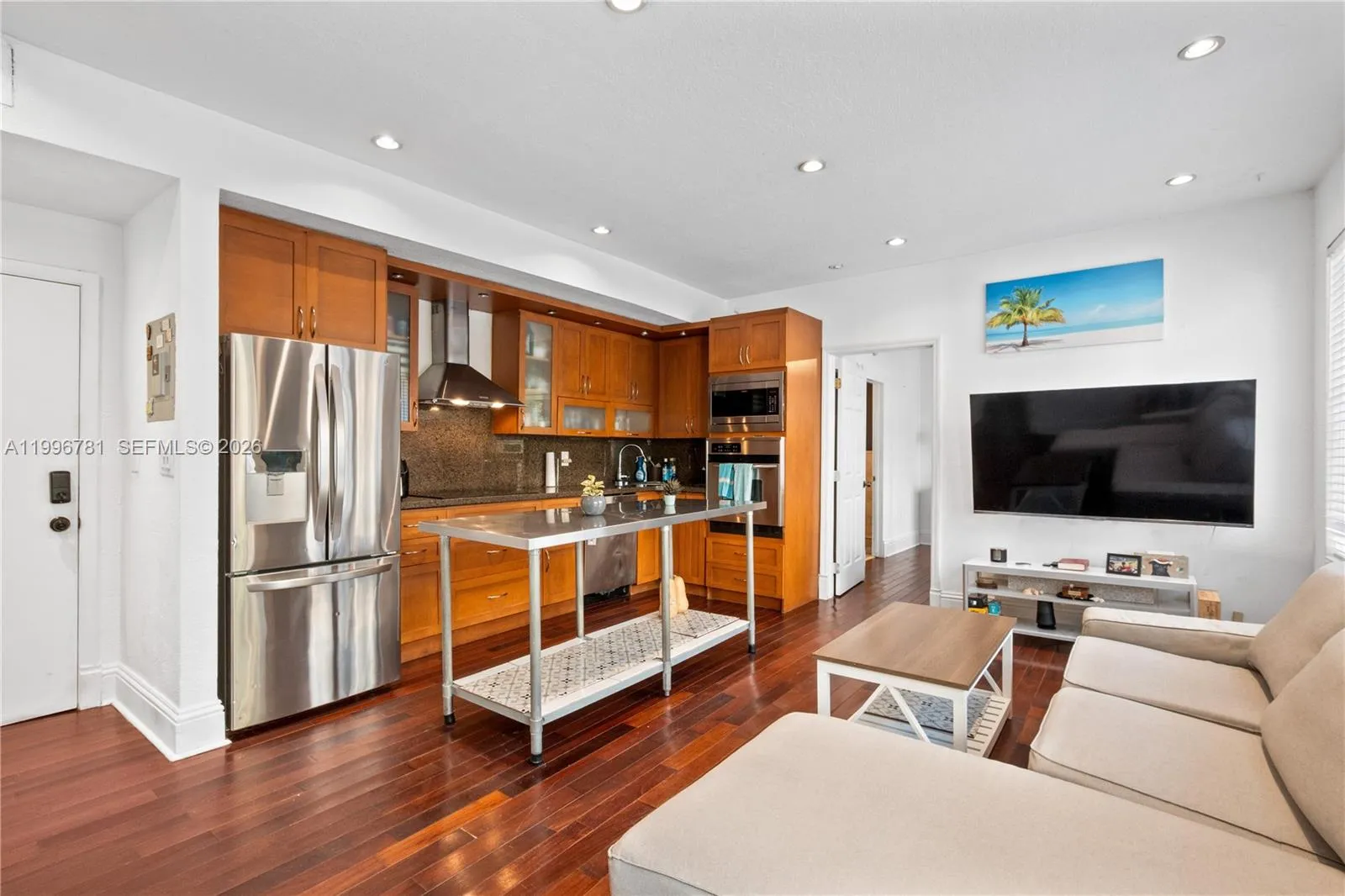 1027 Pennsylvania Ave 102, Miami Beach, Florida 33, Miami Beach, Florida 33139, 2 Bedrooms Bedrooms, ,2 BathroomsBathrooms,Residential Lease,For Rent,1027 Pennsylvania Ave 102, Miami Beach, Florida 33,A11996781