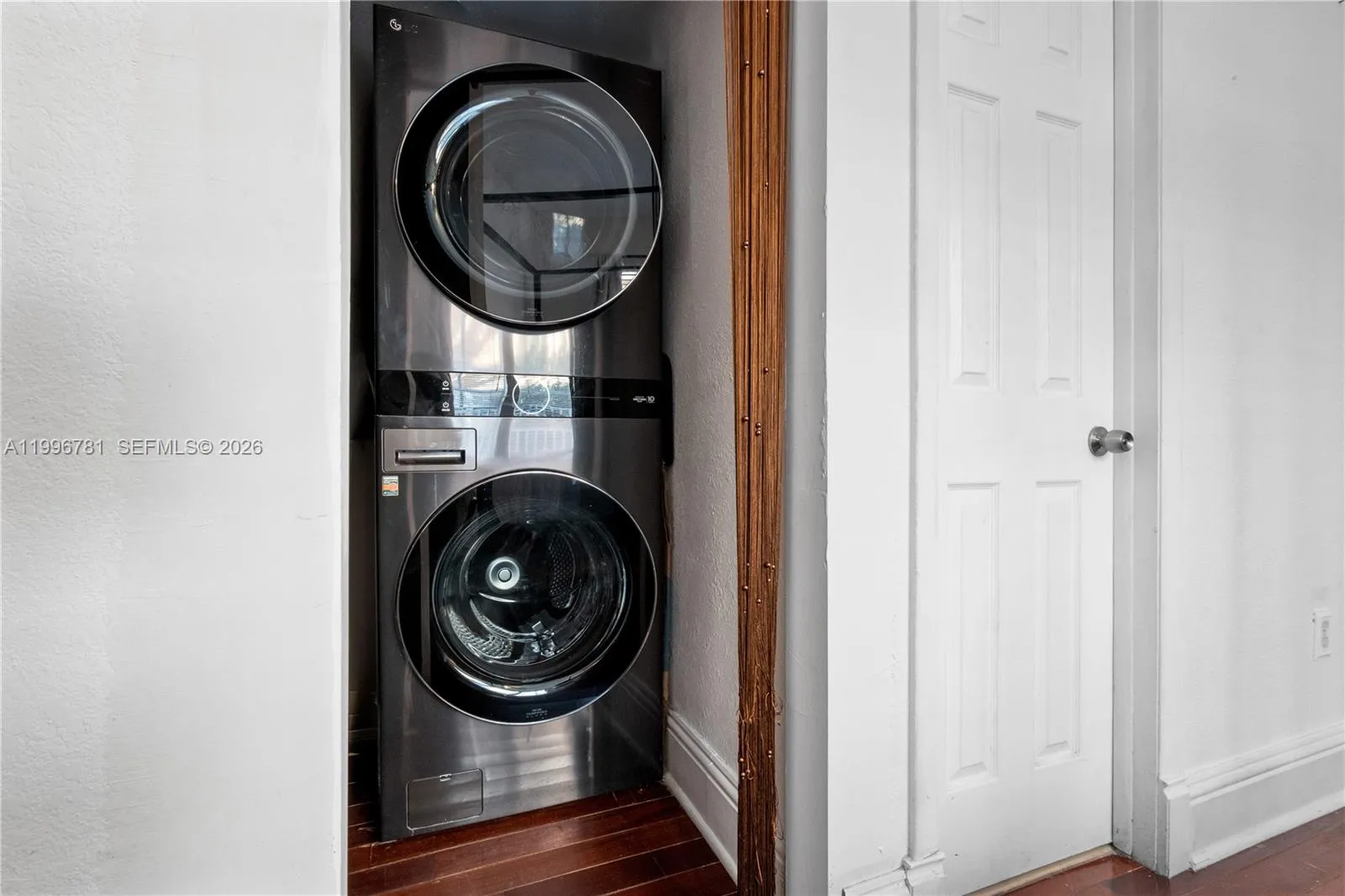 1027 Pennsylvania Ave 102, Miami Beach, Florida 33, Miami Beach, Florida 33139, 2 Bedrooms Bedrooms, ,2 BathroomsBathrooms,Residential Lease,For Rent,1027 Pennsylvania Ave 102, Miami Beach, Florida 33,A11996781