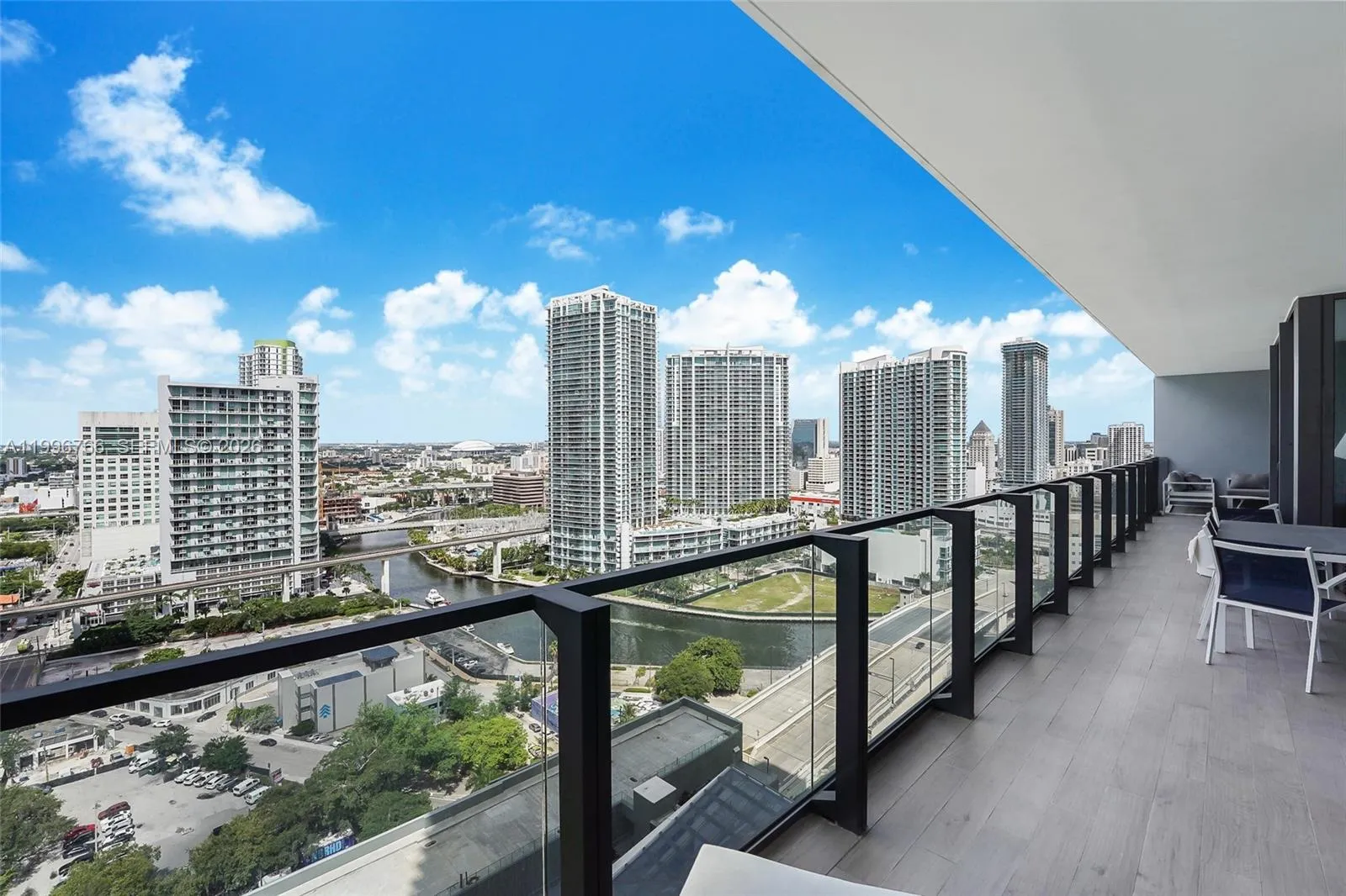 68 Se 6th St 2104, Miami, Florida 33131, Miami, Florida 33131, 3 Bedrooms Bedrooms, ,3 BathroomsBathrooms,Residential,For Sale,68 Se 6th St 2104, Miami, Florida 33131,A11996766