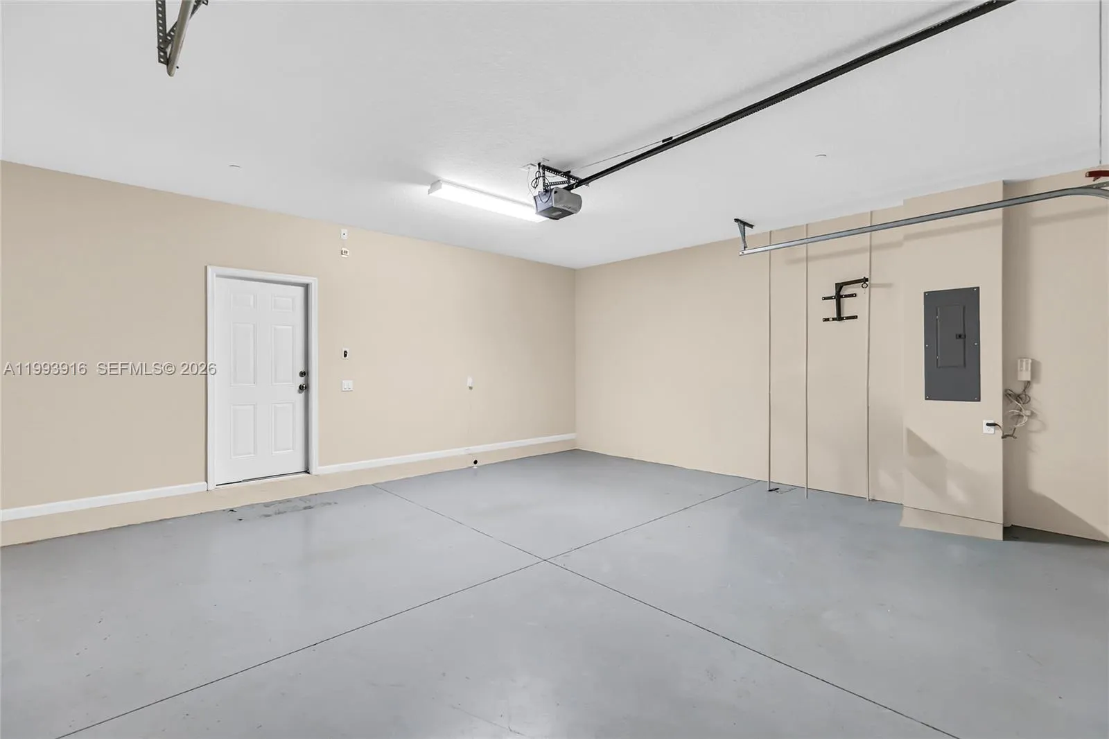 4308 Cascada Cir, Cooper City, Florida 33024, Cooper City, Florida 33024, 3 Bedrooms Bedrooms, ,2 BathroomsBathrooms,Residential,For Sale,4308 Cascada Cir, Cooper City, Florida 33024,A11993916