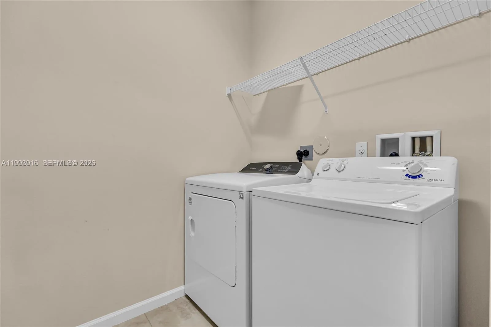 4308 Cascada Cir, Cooper City, Florida 33024, Cooper City, Florida 33024, 3 Bedrooms Bedrooms, ,2 BathroomsBathrooms,Residential,For Sale,4308 Cascada Cir, Cooper City, Florida 33024,A11993916