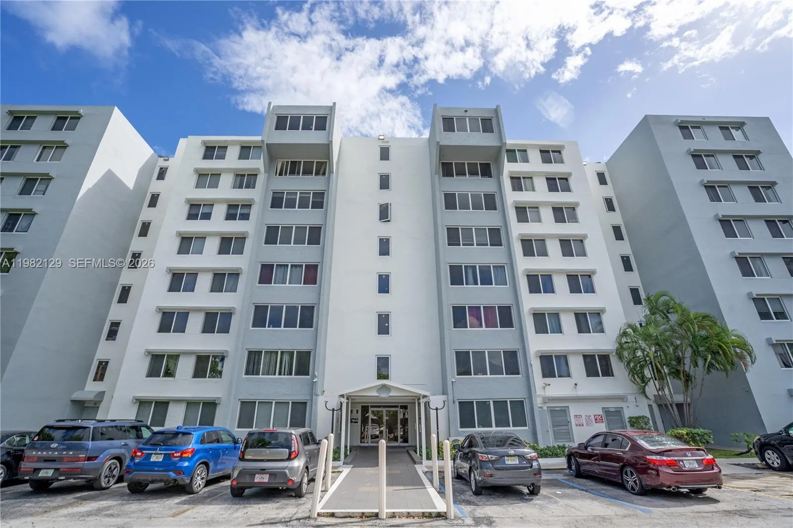 9001 Sw 77th Ave C402, Miami, Florida 33156, Miami, Florida 33156, 3 Bedrooms Bedrooms, ,2 BathroomsBathrooms,Residential,For Sale,9001 Sw 77th Ave C402, Miami, Florida 33156,A11982129