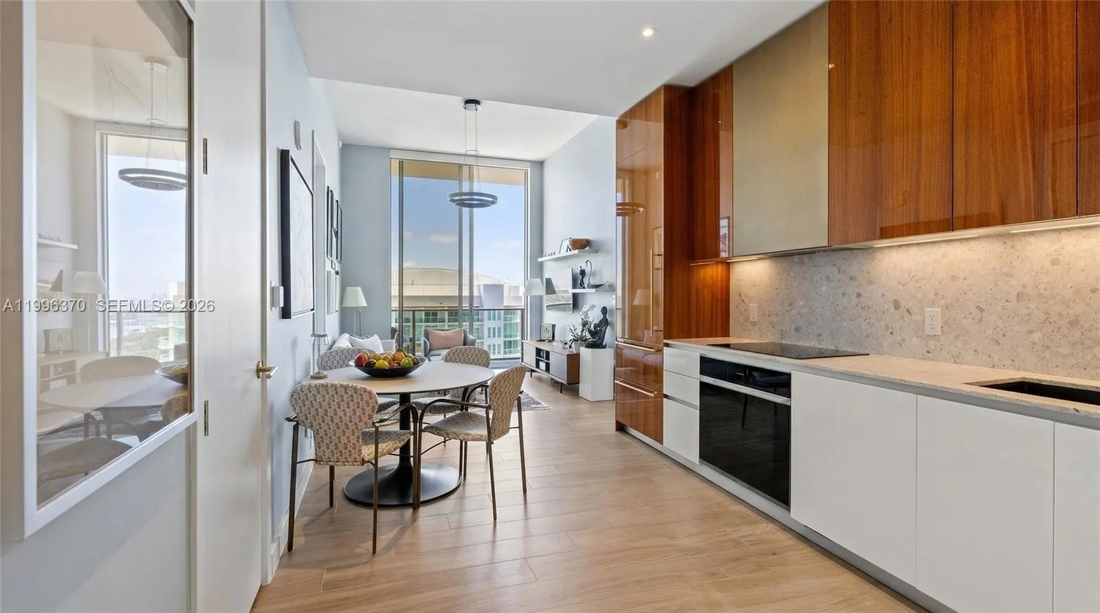 2655 S Bayshore Dr 1906, Miami, Florida 33133, Miami, Florida 33133, 2 Bedrooms Bedrooms, ,2 BathroomsBathrooms,Residential Lease,For Rent,2655 S Bayshore Dr 1906, Miami, Florida 33133,A11996370