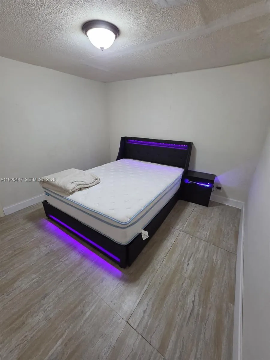 1420 Sw 129 Ct 1, Miami, Florida 33184, Miami, Florida 33184, 1 Bedroom Bedrooms, ,1 BathroomBathrooms,Residential Lease,For Rent,1420 Sw 129 Ct 1, Miami, Florida 33184,A11995447