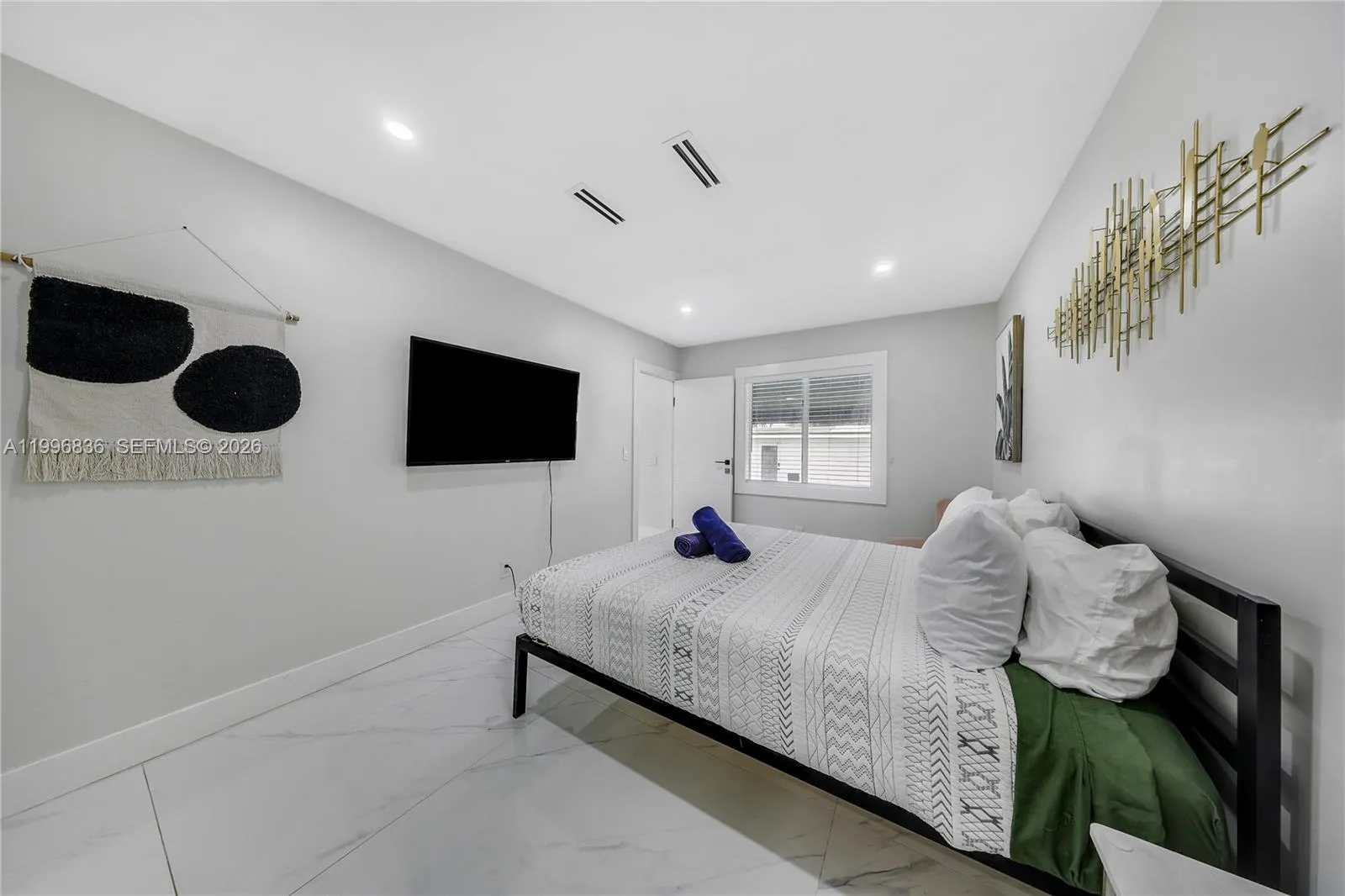 2612 Sw 12th St Main, Miami, Florida 33135, Miami, Florida 33135, 4 Bedrooms Bedrooms, ,3 BathroomsBathrooms,Residential Lease,For Rent,2612 Sw 12th St Main, Miami, Florida 33135,A11996836