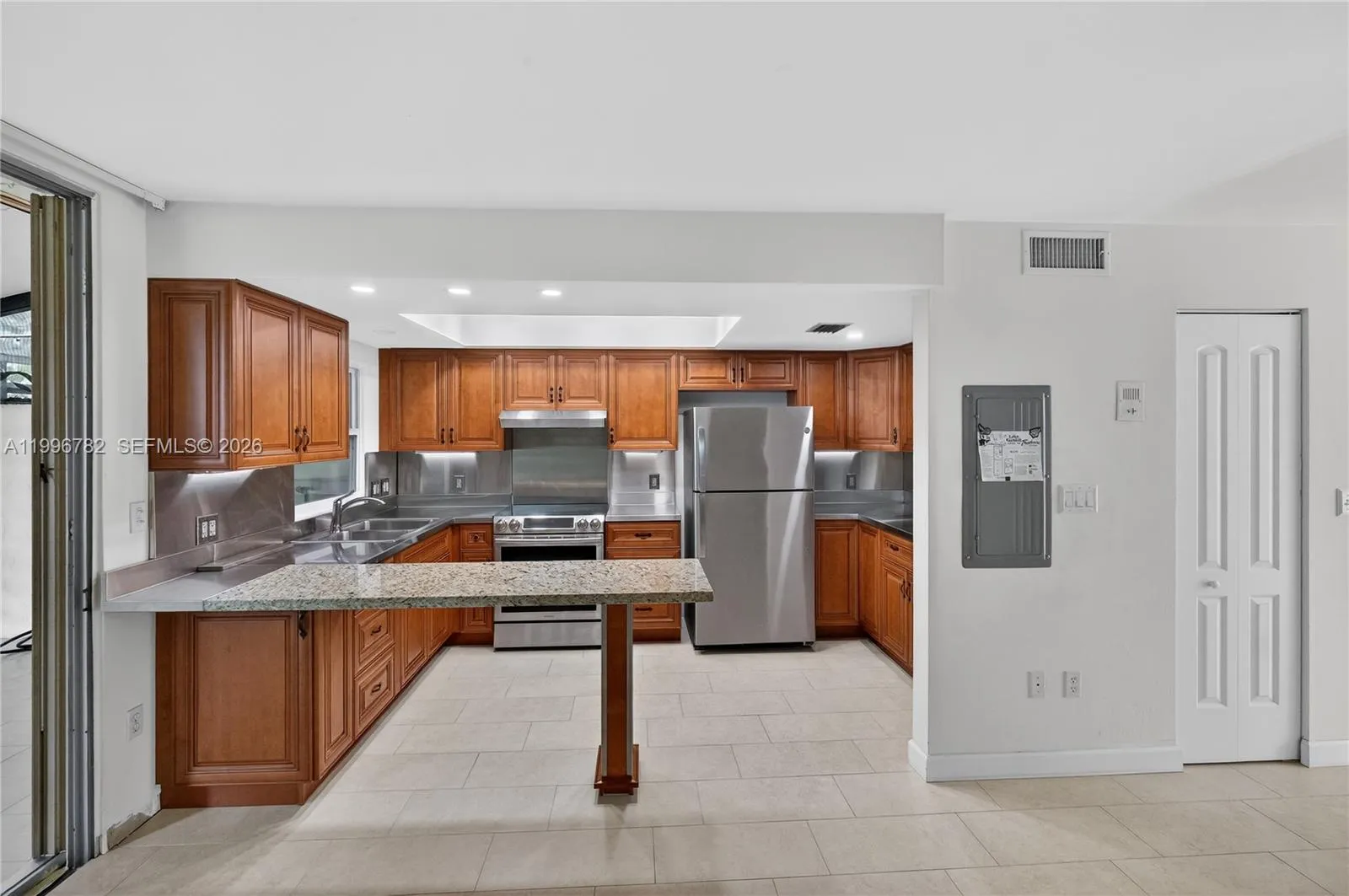 7833 Sw 102nd Pl, Miami, Florida 33173, Miami, Florida 33173, 2 Bedrooms Bedrooms, ,2 BathroomsBathrooms,Residential,For Sale,7833 Sw 102nd Pl, Miami, Florida 33173,A11996782