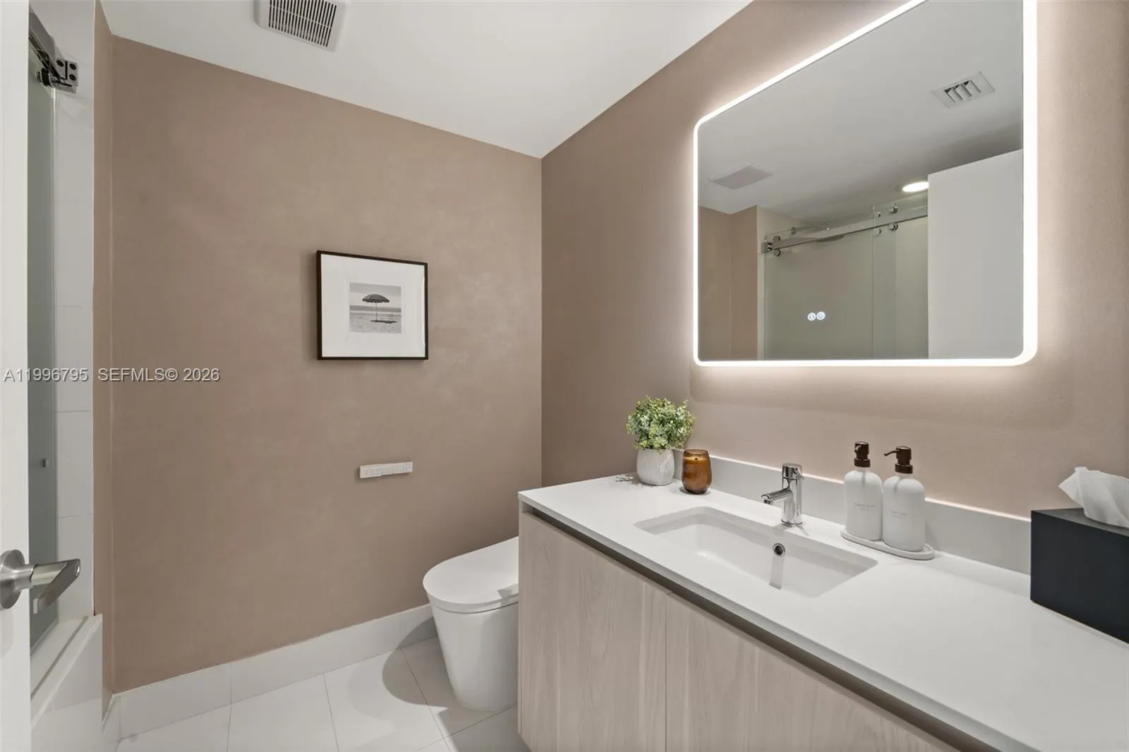 3131 Ne 7th Ave 3105, Miami, Florida 33137, Miami, Florida 33137, 2 Bedrooms Bedrooms, ,2 BathroomsBathrooms,Residential Lease,For Rent,3131 Ne 7th Ave 3105, Miami, Florida 33137,A11996795